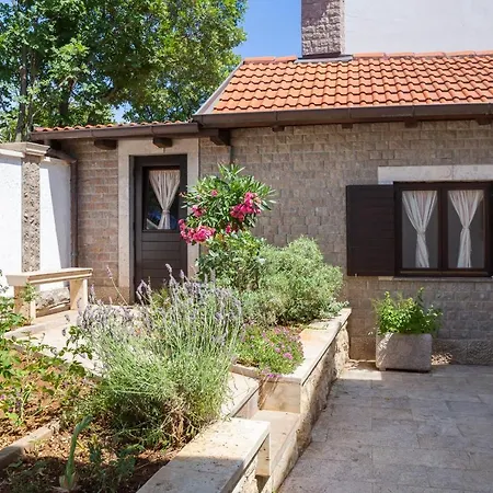 Pomalo Jasenice (Zadar)